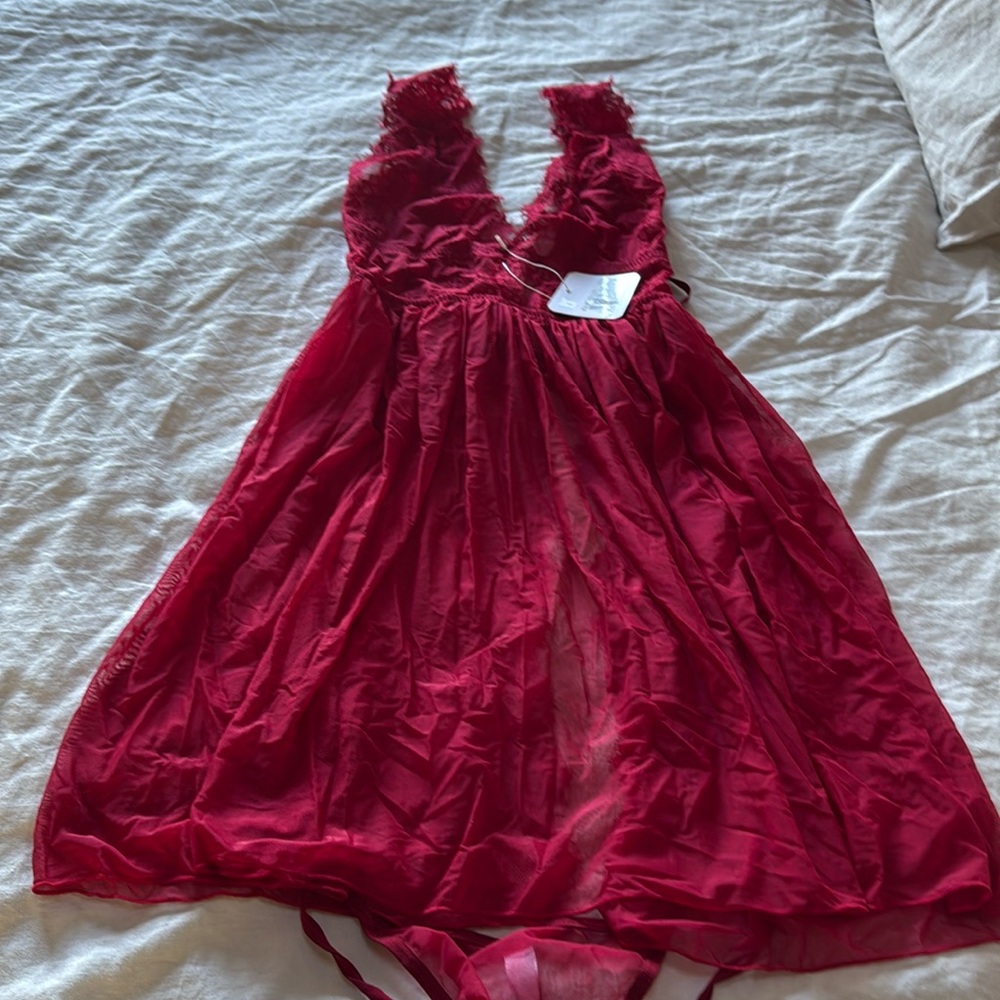 New never worn lace babydoll